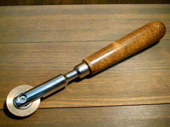 Wire roller