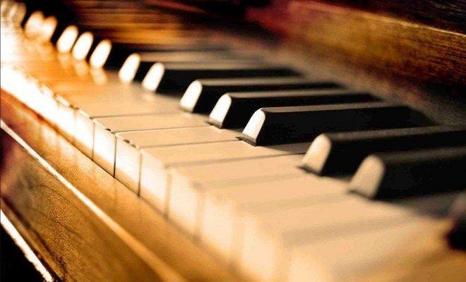 Đàn piano Rosenstock
